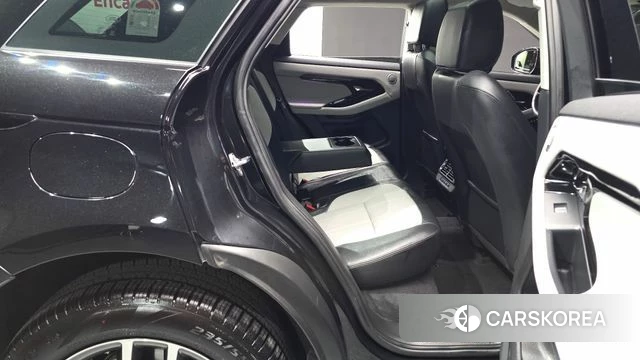 Land Rover Range Rover Evoque 2nd Generation 2024 Черный из Кореи, фото 2