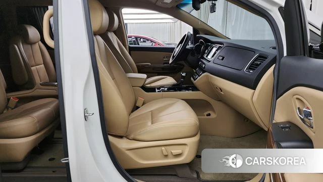 Kia All New Carnival 2018 Белый из Кореи, фото 2