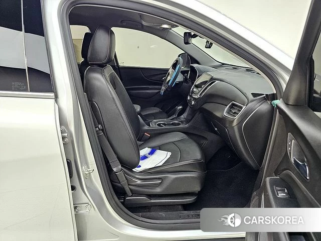 Chevrolet (GM Daewoo) Equinox 2018 Серебряный из Кореи, фото 2