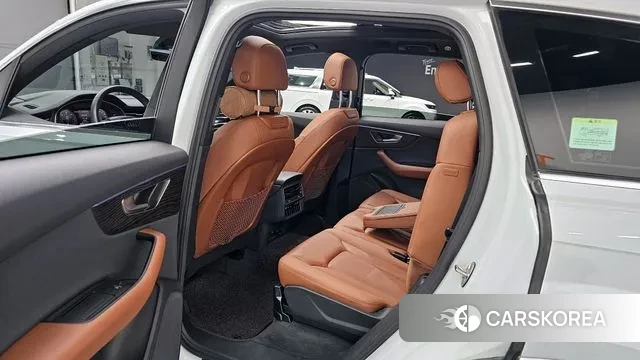 Audi Q7 (4M) 2021 Белый из Кореи, фото 2