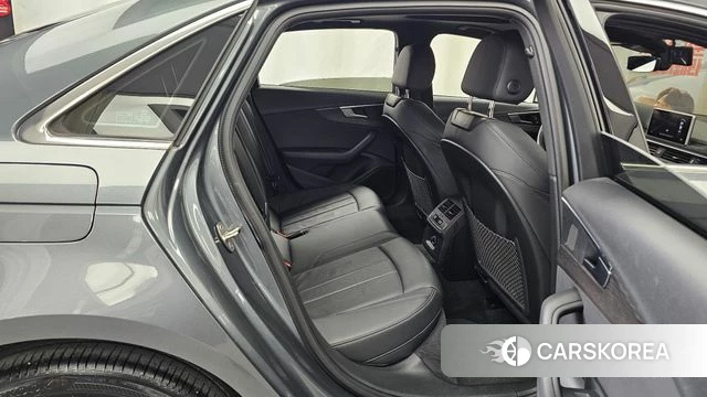 Audi A4 (B9) 2019 Серый из Кореи, фото 2