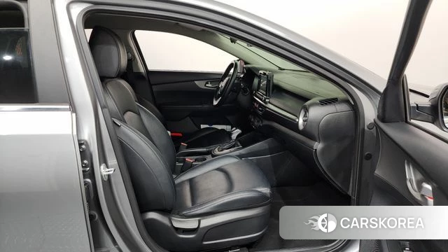 Kia Come New K3 2020 Серебристо-серый из Кореи, фото 2