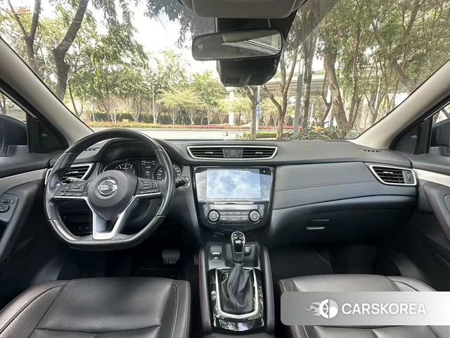 Nissan Qashqai 2022 Белый из Китая, фото 2