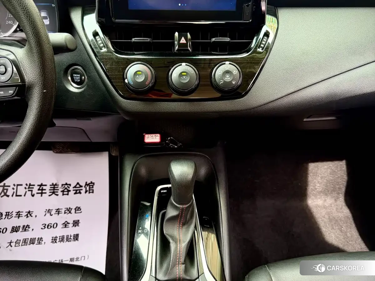 Toyota Corolla 2022 Champagne/brown из Китая, фото 2