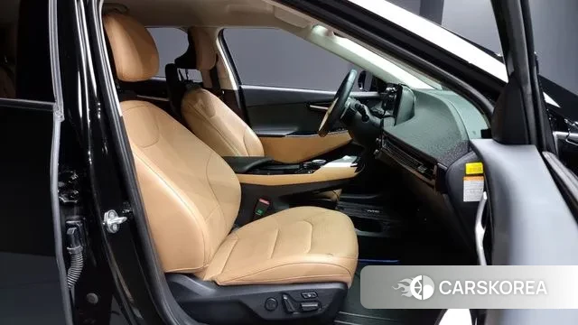 Kia EV6 2022 Черный из Кореи, фото 2