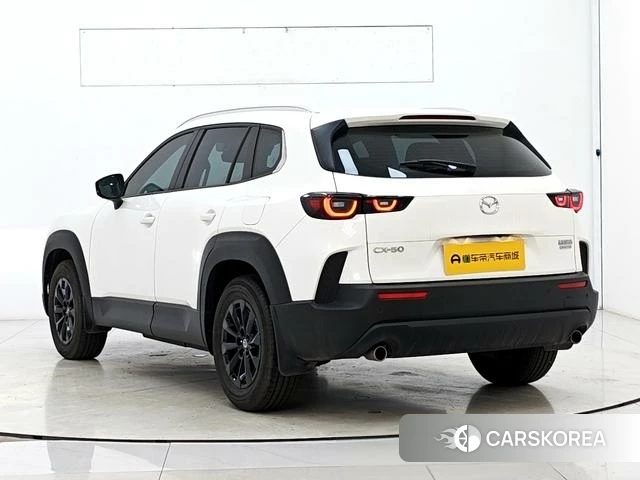 Mazda CX-50 line also 2023 Белый из Китая, фото 2