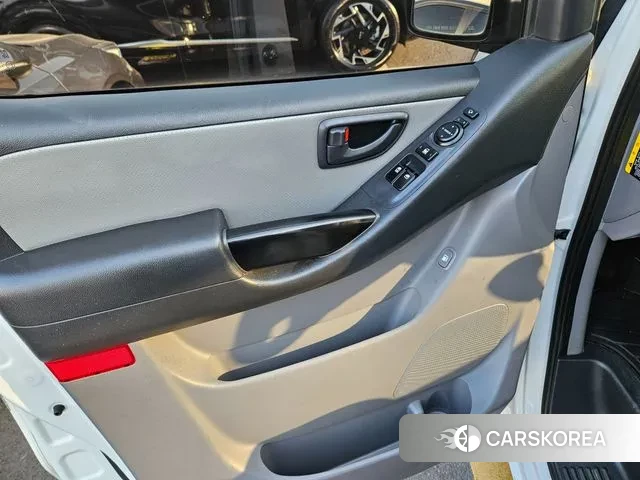 Hyundai The New Grand Starex 2019 Белый из Кореи, фото 2