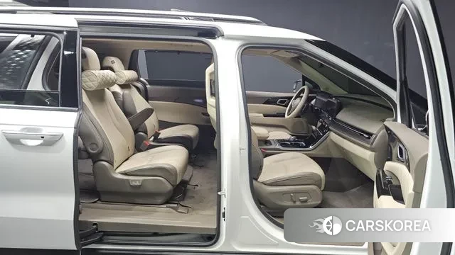 Kia Carnival 4th generation 2022 Белый из Кореи, фото 2