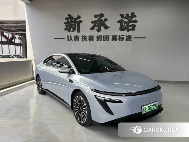 Nissan N7 2025 Серебристо-серый из Китая, фото 2