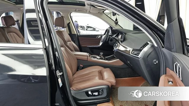 BMW X5 (G05) 2021 Черный из Кореи, фото 2