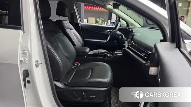 Kia Sportage 5th Generation Hybrid 2024 Белый из Кореи, фото 2