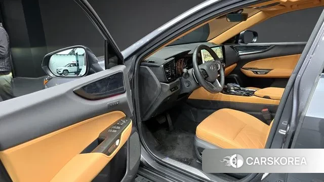 Lexus NX350h Second generation 2024 Серый из Кореи, фото 2