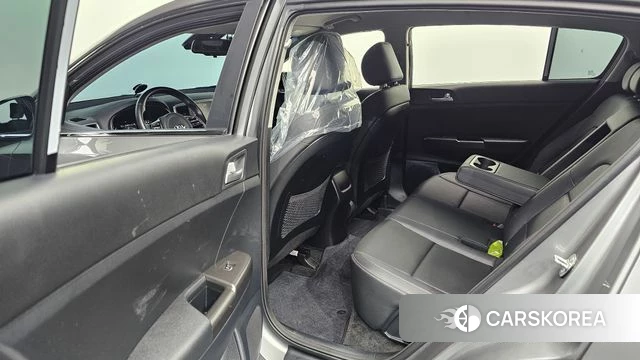 Kia Sportage The Bold 2021 Серый из Кореи, фото 2