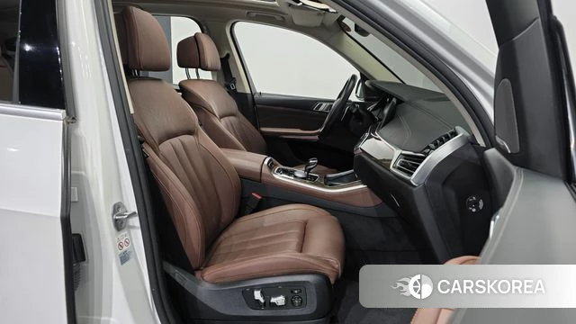 BMW X5 (G05) 2020 Белый из Кореи, фото 2
