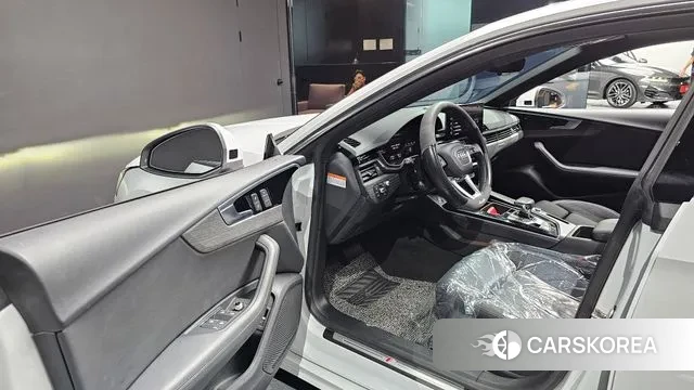 Audi A5 (F5) 2023 Белый из Кореи, фото 2