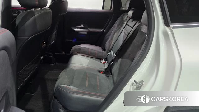 Mercedes-Benz GLA - Class H247 2022 Белый из Кореи, фото 2
