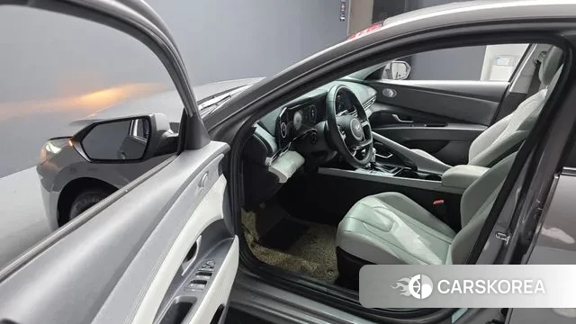 Hyundai Avante (CN7) 2020 Серебристо-серый из Кореи, фото 2