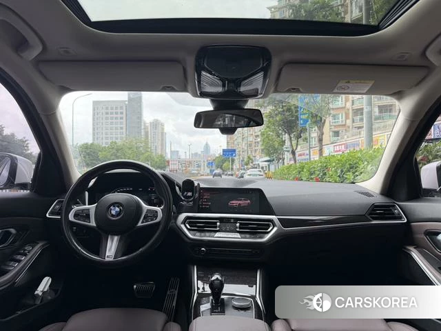 BMW 3 series 2021 Белый из Китая, фото 2