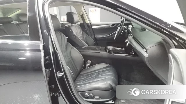 Genesis G80 (RG3) 2022 Черный из Кореи, фото 2