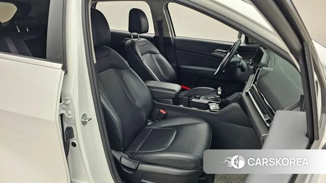 Kia Sportage 5th Generation 2022 Белый из Кореи, фото 2