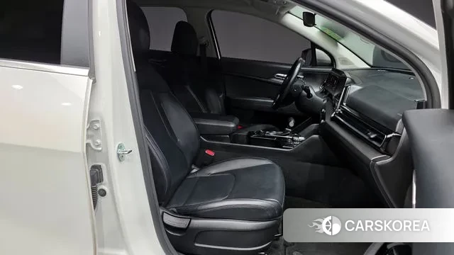 Kia Sportage 5th Generation 2022 Белый из Кореи, фото 2