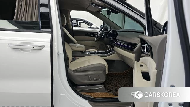 Kia The New Carnival 4th Generation 2024 Белый из Кореи, фото 2