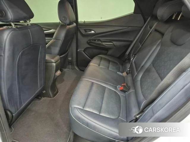 Chevrolet (GM Daewoo) Bolt EUV 2022 Белый из Кореи, фото 2