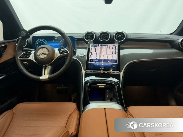 Mercedes-Benz GLC 2024 Черный из Китая, фото 2
