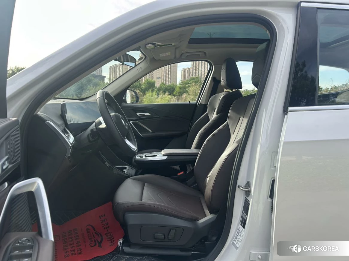 BMW X1 2023 Белый из Китая, фото 2
