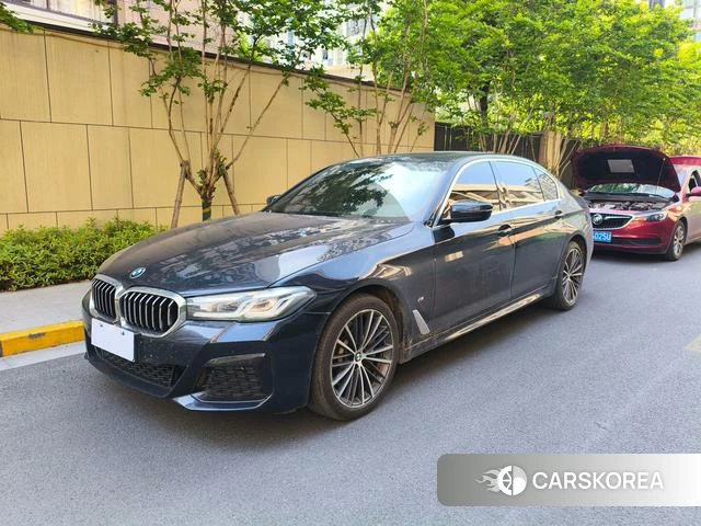 BMW 5 series 2021 Черный из Китая, фото 2
