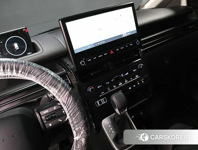 Hyundai The New Staria 2026 Серебристо-серый из Кореи, фото 2