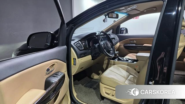 Kia The New Carnival id 3861518 из Кореи 2