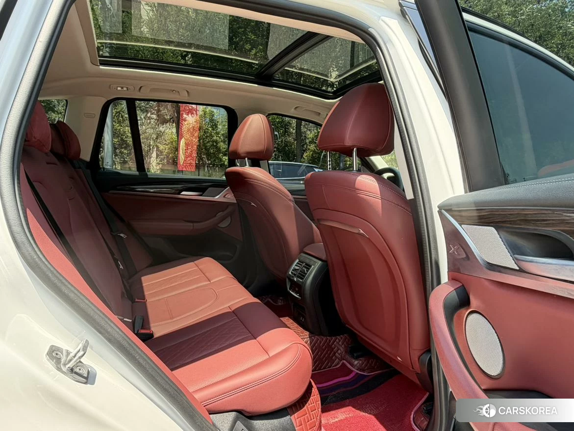 BMW X3 2023 Белый из Китая, фото 2