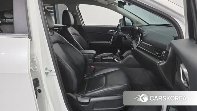 Kia Sportage 5th Generation 2022 Белый из Кореи, фото 2