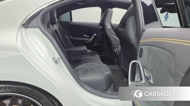 Mercedes-Benz CLA-Class C118 2023 Белый из Кореи, фото 2