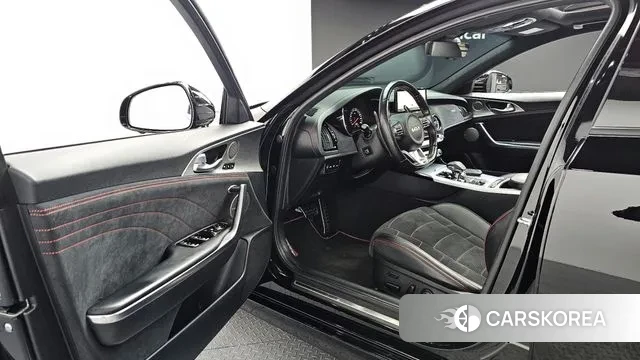 Kia Stinger Meister 2022 Черный из Кореи, фото 2