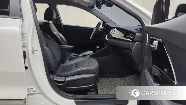 Kia The New Niro 2021 Белый из Кореи, фото 2