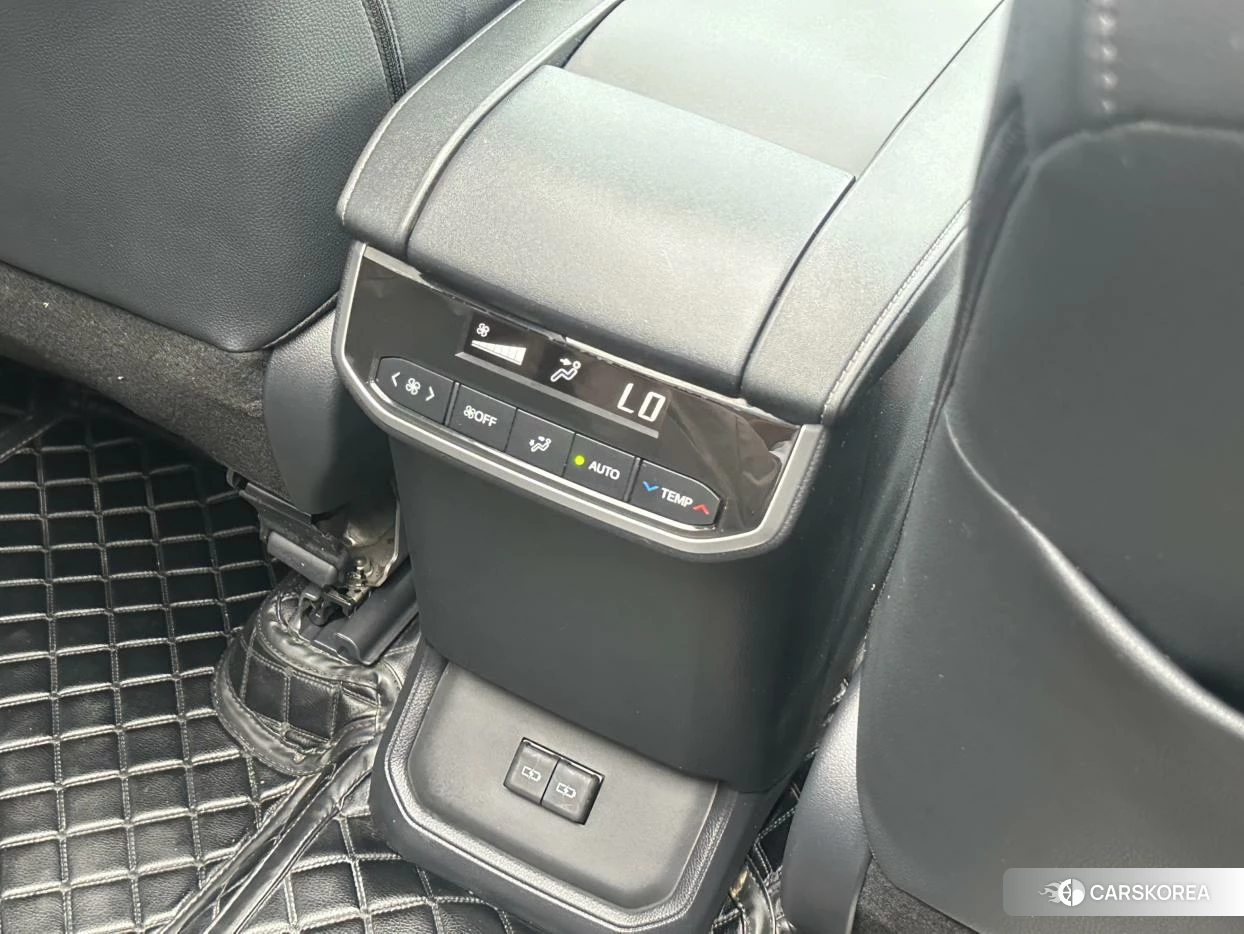 Toyota Highlander 2021 Белый из Китая, фото 2