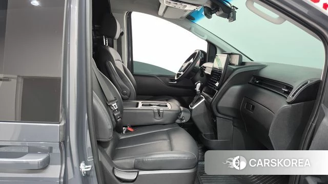 Hyundai Staria 2025 Серый из Кореи, фото 2