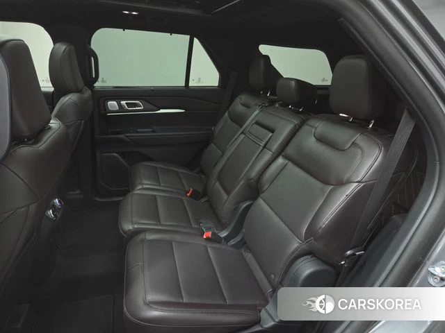 Ford Explorer 6th Generation 2025 Серый из Кореи, фото 2