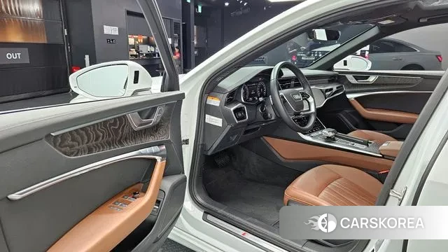 Audi A6 (C8) 2022 Белый из Кореи, фото 2