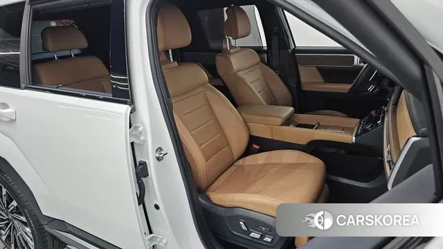 Hyundai Santa Fe (MX5) 2023 Белый из Кореи, фото 2