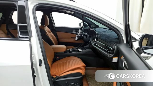 Kia Sportage 5th Generation Hybrid 2022 Белый из Кореи, фото 2