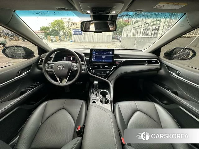 Toyota Camry 2023 Черный из Китая, фото 2