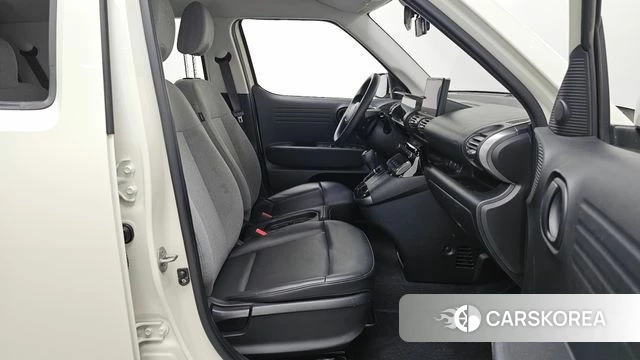 Hyundai Casper 2022 Белый из Кореи, фото 2