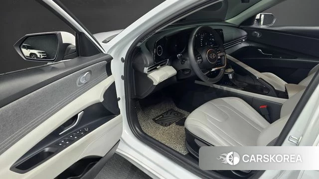 Hyundai Avante (CN7) 2022 Белый из Кореи, фото 2