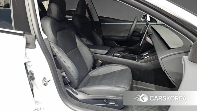 Tesla Model 3 2024 Белый из Кореи, фото 2