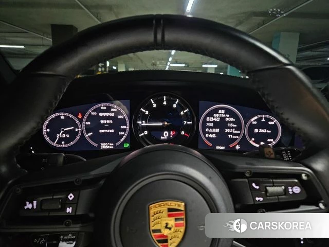 Porsche 911(992) 2021 Серебристо-серый из Кореи, фото 2