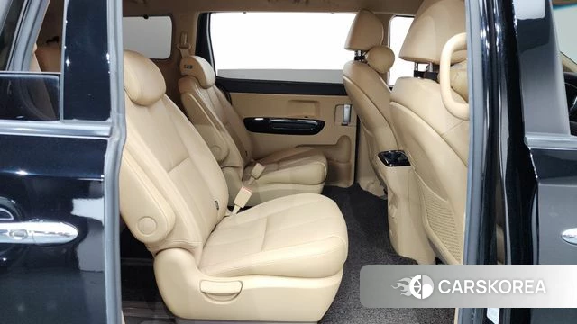 Kia The New Carnival 2019 Черный из Кореи, фото 2