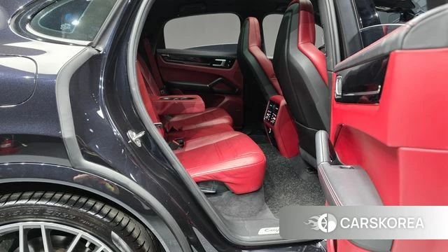 Porsche Cayenne (PO536) 2021 Черный из Кореи, фото 2